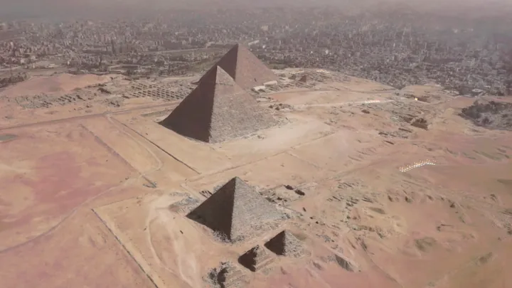 The Giza plateau rebuilt in 3D from a single drone flight